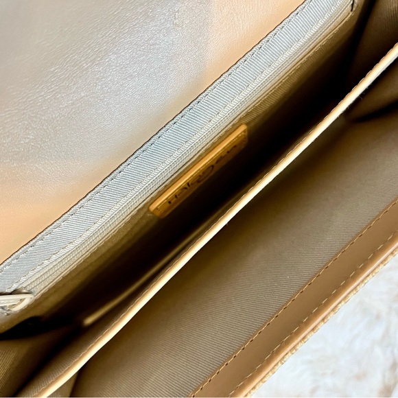 Halogen beige sparkle leather clutch with chain - Picture 6 of 8